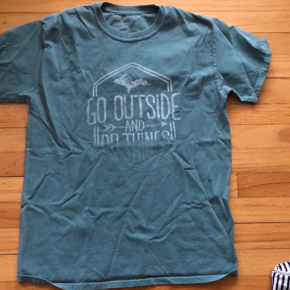 Graphic tee